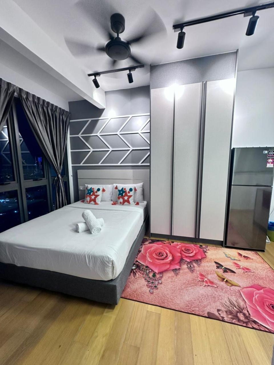 The Luxe Infinitum Klcc By Kl