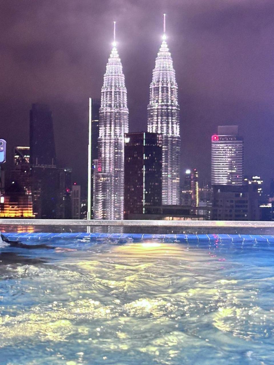 The Luxe Infinitum Klcc By Kl Apartment *